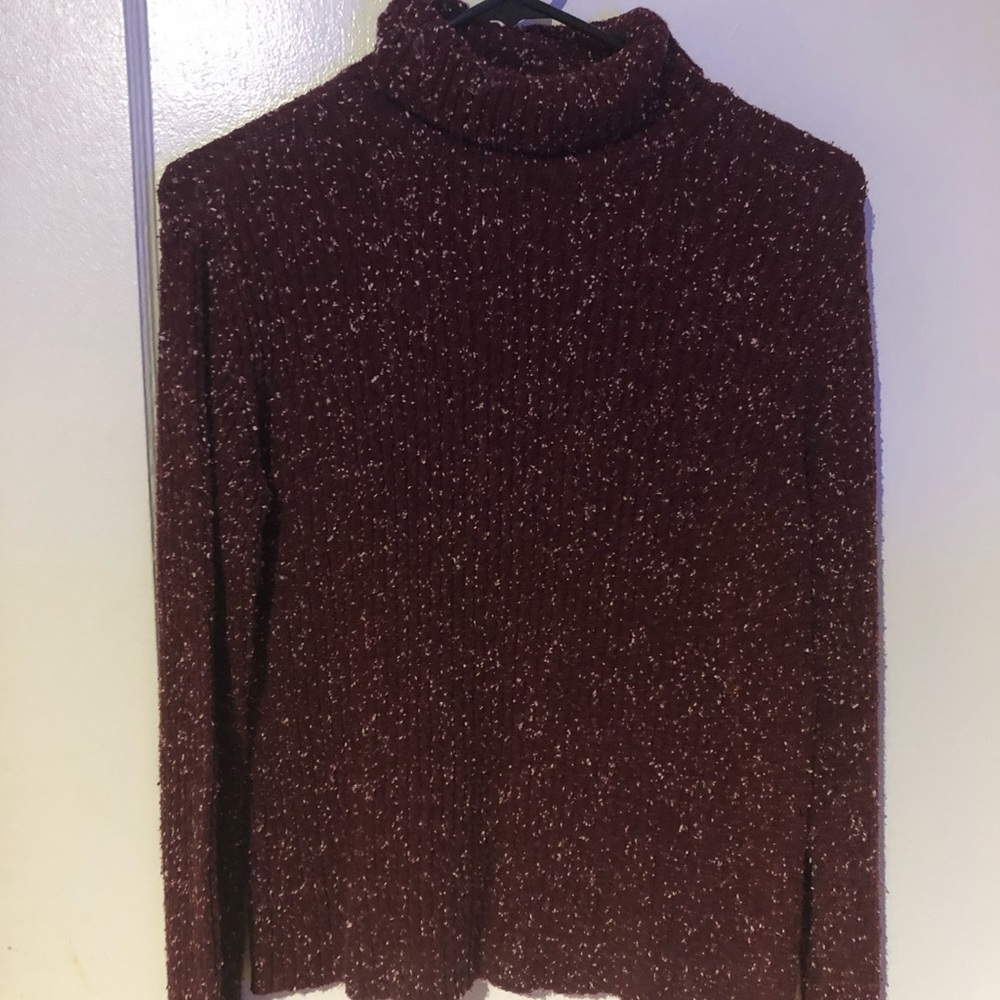 Turtle neck sweater